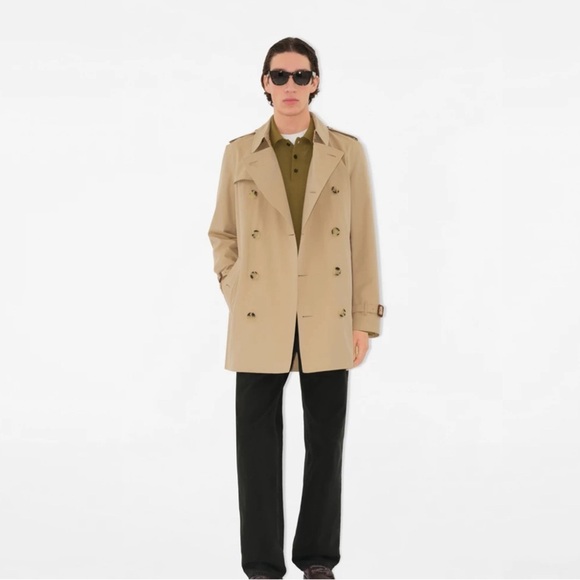 Burberry Short-length Kensington Heritage Trench Coat Men's size 44 in Honey NWT - Picture 2 of 16